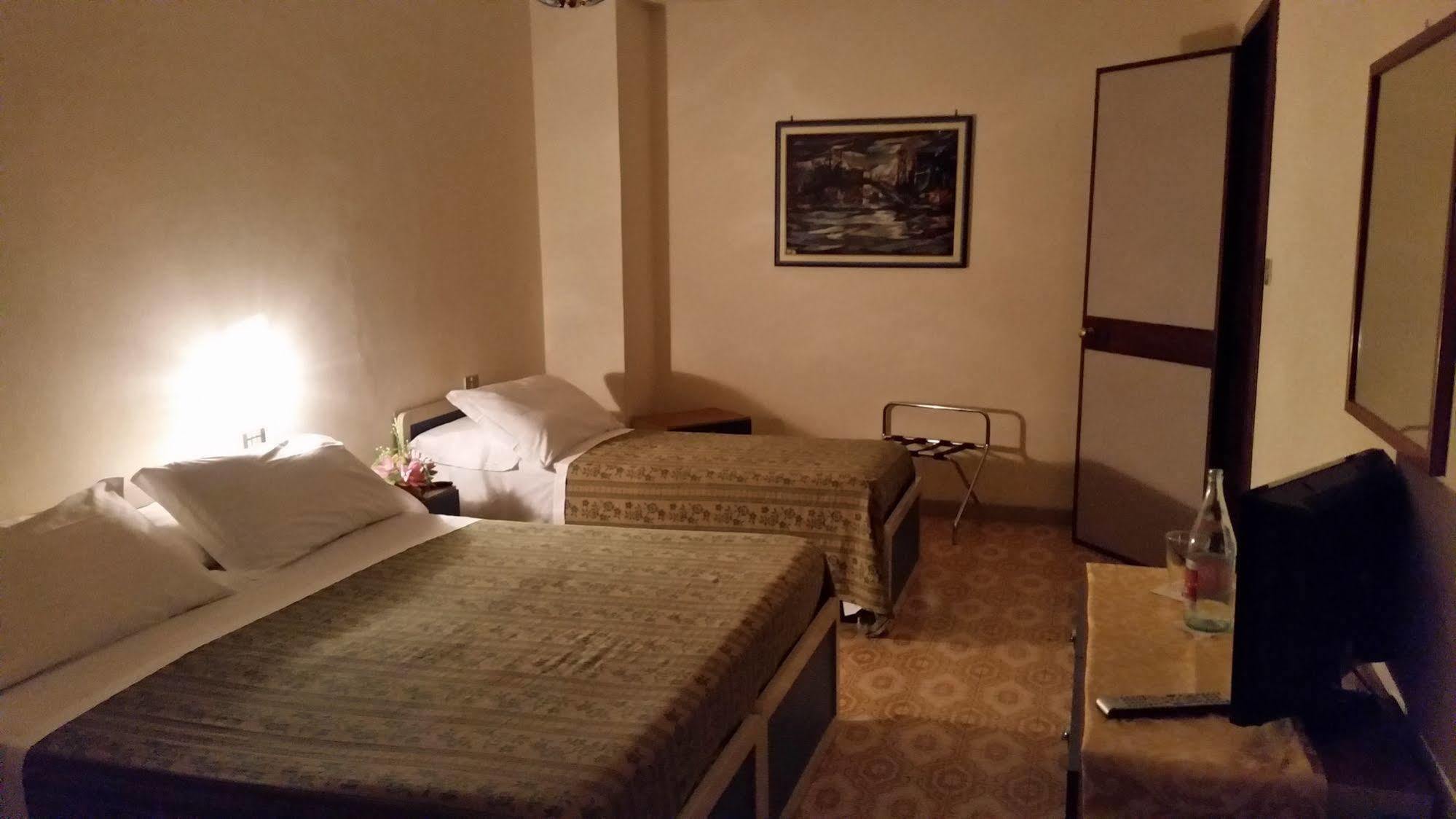 Hotel Sole 下诺切拉 外观 照片