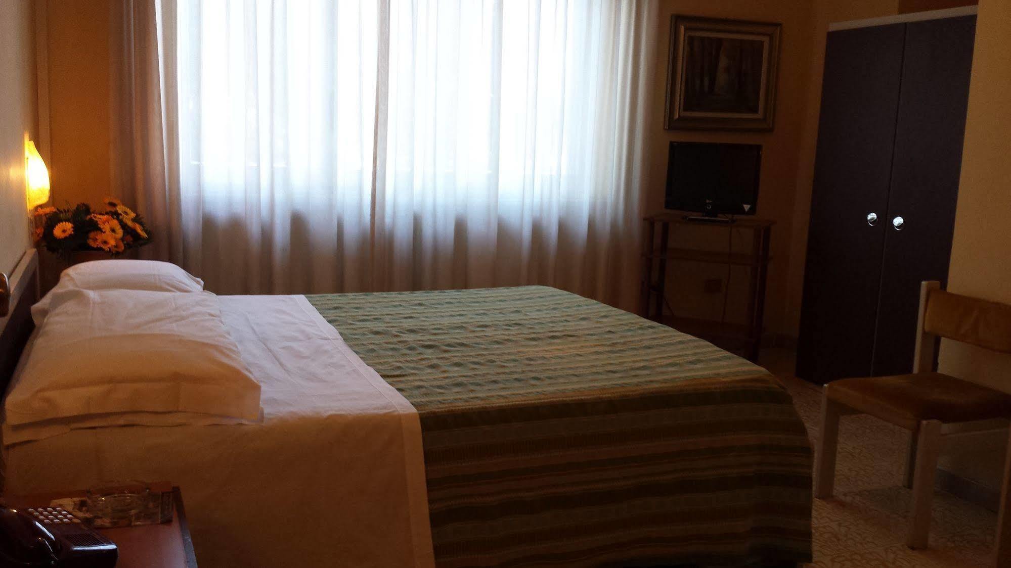 Hotel Sole 下诺切拉 外观 照片